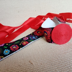 Matyó virágos öv, egyedi derékdísz, dekoröv, matyós viselet - ruha & divat - öv & övcsat - öv - Meska.hu