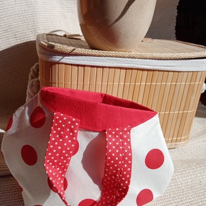 Piros nagy pöttyös randitáska, alkalmi kistáska, textil vidám táska - táska & tok - kézitáska & válltáska - kézitáska - Meska.hu