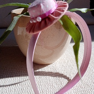 Rózsaszín pöttyös kalapos hajráf, hajpánt - ruha & divat - hajdísz & hajcsat - hajráf & hajpánt - Meska.hu