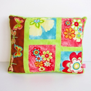 Tavaszi párna, pillangós-virágos - Meska.hu