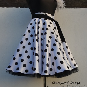 Cherryland Design Fehér alapon fekete Pöttyös Rockabilly szoknya./Alsószoknyával, Ruha & Divat, Női ruha, Szoknya, Varrás, Meska