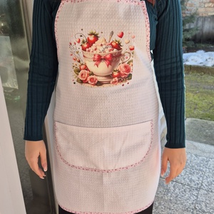 Kötény darázsvászonból, mosásálló matricával díszítve. - otthon & életmód - konyhafelszerelés, tálalás - konyhai textil - kötény - Meska.hu