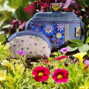 Kék neszeszer farmerral és ausztrál mintás textillel + egy szivecske mintás mini pénztárca, Táska & Tok, Neszesszer, Varrás, MESKA