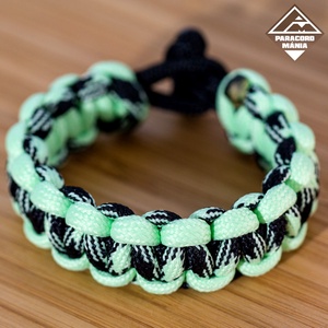 - Fesztivál - paracord karkötő (foszforeszkáló) -  - Meska.hu