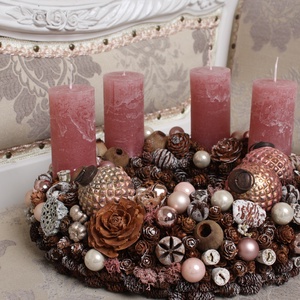 Rózsaszín rusztikus gömbös - adventi koszorú - Meska.hu