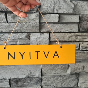Sárga nyitva-zárva tábla - otthon & életmód - dekoráció - fali és függő dekoráció - falra akasztható dekor - Meska.hu