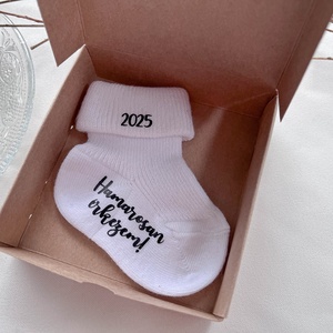 Bababejelentő zokni - ruha & divat - cipő & papucs - zokni - Meska.hu