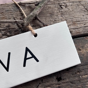 Fehér nyitva-zárva tábla - otthon & életmód - dekoráció - ajtó- és ablak dekoráció - ajtótábla - Meska.hu