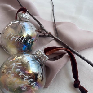 Átlátszó karácsonyi gömb szárazvirággal, névre írva  - Meska.hu