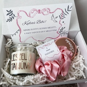 Tanúfelkérő ajándékcsomag, egyedi csajos koszorúslány felkérő szett - fehér-rózsaszín - Meska.hu