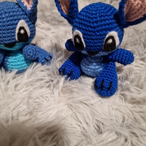 Horgolt Stich figura - játék & sport - plüssállat & játékfigura - más figura - Meska.hu