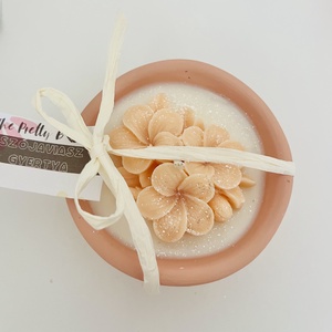 Szójaviasz gyertya virággal kerámia kaspóban - otthon & életmód - gyertya, illat, aroma - gyertya - Meska.hu