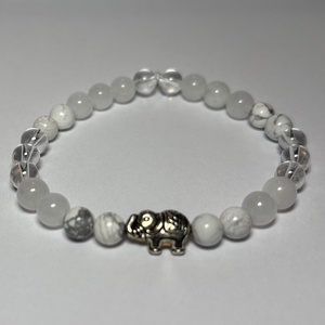 Theta ásványkarkötő - béke - howlit, fehér jáde, hegyikristály - Meska.hu