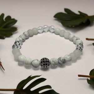 Theta ásványkarkötő - béke - howlit, fehér jáde, hegyikristály, Ékszer, Karkötő, Ásványkarkötő, Gyöngyfűzés, gyöngyhímzés, Ékszerkészítés, MESKA