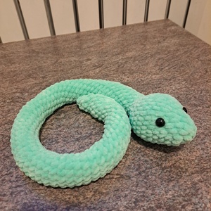 Kígyó amigurumi zöld - Meska.hu