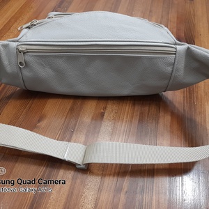 Négyrekeszes bőr övtáska - táska & tok - kézitáska & válltáska - vállon átvethető táska - Meska.hu