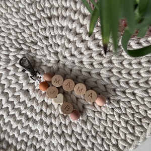 Anyák napi kulcstartó anya, mama, papa, egyedi névvel - táska & tok - kulcstartó & táskadísz - kulcstartó - Meska.hu