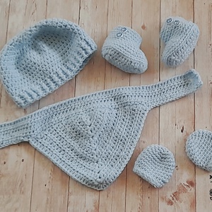 Horgolt baba szett díszdobozban  - baba - mama - babalátogató ajándékcsomag - Meska.hu