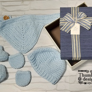 Horgolt baba szett díszdobozban  - baba - mama - babalátogató ajándékcsomag - Meska.hu