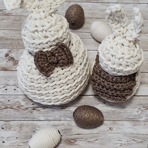 Horgolt nyuszik/ Crochet bunnys - ünnepi díszek, dekorációk - húsvéti díszek és dekorációk - Meska.hu
