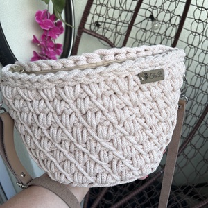 Övtáska/crossbody - Meska.hu