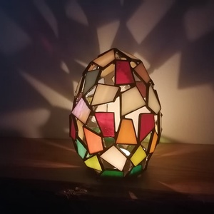 SZERENCSEHOZÓ SÁRKÁNYTOJÁS TIFFANY MÉCSESTARTÓ/LEDES LÁMPA  - otthon & életmód - gyertya, illat, aroma - mécses és mécsestartó - Meska.hu