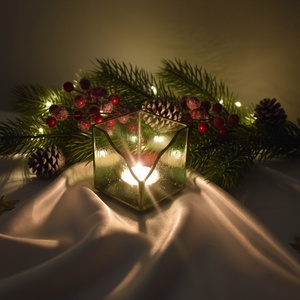 A SZÍNES ÜVEG VARÁZSA - TIFFANY MÉCSESTARTÓ a minimalizmus jegyében - Meska.hu