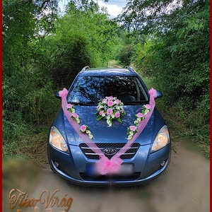 Rózsaszín rózsás-fehér kálás autódísz- rózsaszín organza díszítéssel, Esküvő, Dekoráció, Asztaldísz, Virágkötés, MESKA