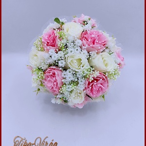 5 szálas fehér rózsa - rózsaszín bazsarózsával rezgővel díszített örök-csokor, Esküvő, Menyasszonyi- és dobócsokor, Virágkötés, Meska