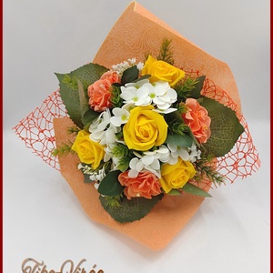 Szappan-virág csokor rózsából, azáleával és hortenziával  - Meska.hu