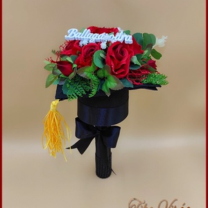 Különleges, egyedi Ballagó-kalap formájú örök-csokor, Otthon & Lakás, Dekoráció, Virágdísz és tartó, Csokor & Virágdísz, Virágkötés, MESKA