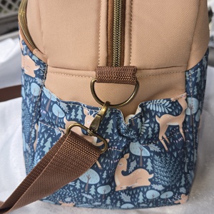 Őzike pelenkázótáska - baba - mama - pelenkázó, babafürdető kellékek - pelenkatáska - Meska.hu