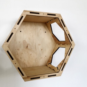 WALL HEXAGON - falra szerelhető macskaház / fali cicapihenő áttört mintával 2. - otthon & életmód - kisállatoknak - cicáknak & macskáknak - Meska.hu