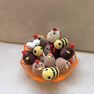 Horgolt csirke, méhecske, Játék & Sport, Plüssállat & Játékfigura, Méhecske, Horgolás, MESKA