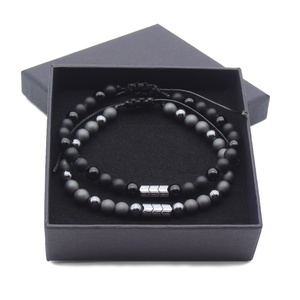 Állítható matt hematit és matt ónix férfi gyöngy karkötő díszdobozban - Meska.hu