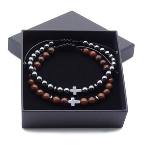 Keresztes mahagóni obszidián és hematit férfi karkötő díszdobozban - Meska.hu