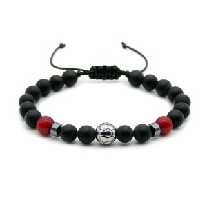 Focis karkötő - matt ónix focilabdás férfi karkötő - Meska.hu