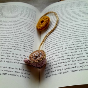 Horgolt könyvjelző - könyv & zene - könyvjelző - Meska.hu