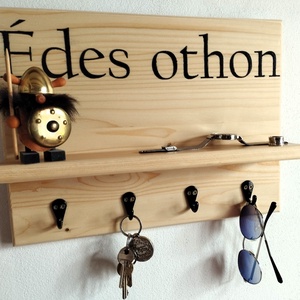 Kulcstartó - ÉDES OTHON - otthon & életmód - bútor - polc - Meska.hu