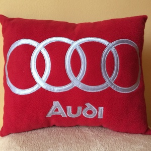 Audi párna - otthon & életmód - lakástextil - párna & párnahuzat - Meska.hu