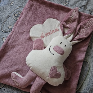 Nyuszi és takaró szett - játék & sport - babalátogató ajándékcsomag - Meska.hu