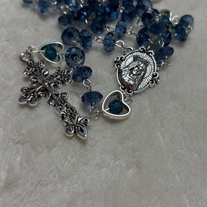 Kék színű kézműves rózsafüzér, Szűz Mária ábrázolásával  - otthon & életmód - vallás - lánc & füzér - Meska.hu