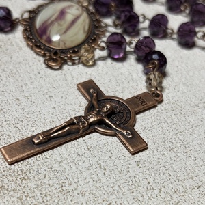 Szűz Mária, lila-bronz rózsafüzér  - otthon & életmód - vallás - lánc & füzér - Meska.hu