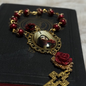 Lisieux-i Szent Teréz egytizedes rózsafüzér, bordó gyöngyökkel  - otthon & életmód - vallás - lánc & füzér - Meska.hu