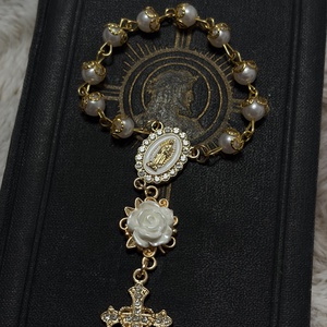 Kézműves egytizedes, Guadeloupe-i Szűzanya, arany-fehér  - otthon & életmód - vallás - házi áldás - Meska.hu