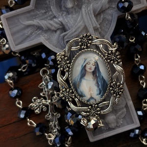 Éjfekete Szűz Mária Rózsafüzér - otthon & életmód - vallás - lánc & füzér - Meska.hu
