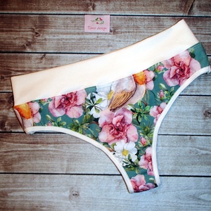 Madaras-virágos M-es tanga fazonú menstruációs bugyi -  - Meska.hu