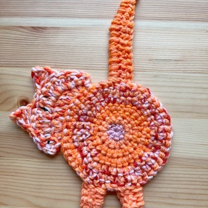 Horgolt cica poháralátét, egyedi darab. - otthon & életmód - konyhafelszerelés, tálalás - tálalás - tányér- és poháralátét - Meska.hu