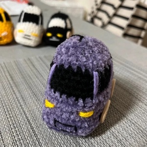 Horgolt plüss autó kulcstartó  - táska & tok - kulcstartó & táskadísz - kulcstartó - Meska.hu