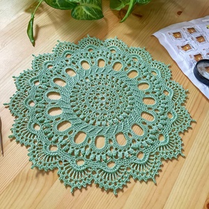 Modern horgolt csipke terítő - mandala 3D elemekkel - Meska.hu